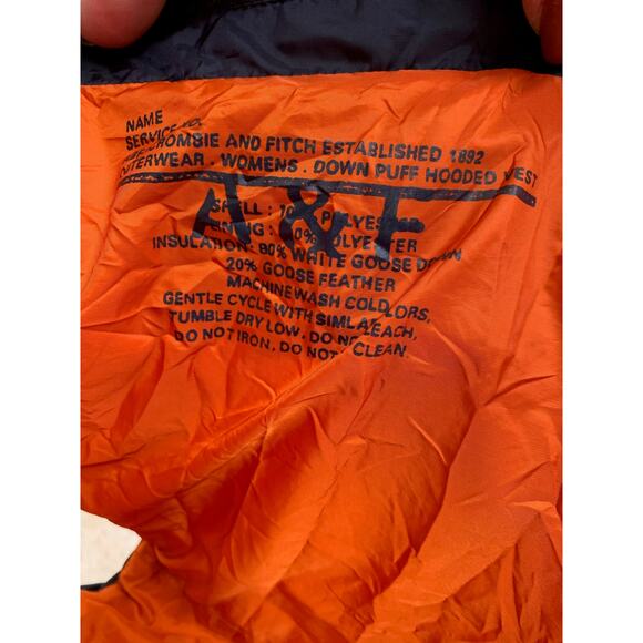 Abercrombie & Fitch Goose Down Hooded Vest-Size Medium - Picture 5 of 8